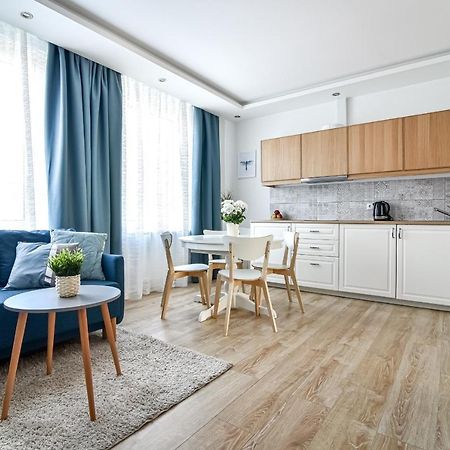 Old Town Ltc - Apartments Starowka Szeroka 格但斯克 外观 照片