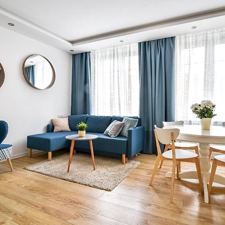 Old Town Ltc - Apartments Starowka Szeroka 格但斯克 外观 照片