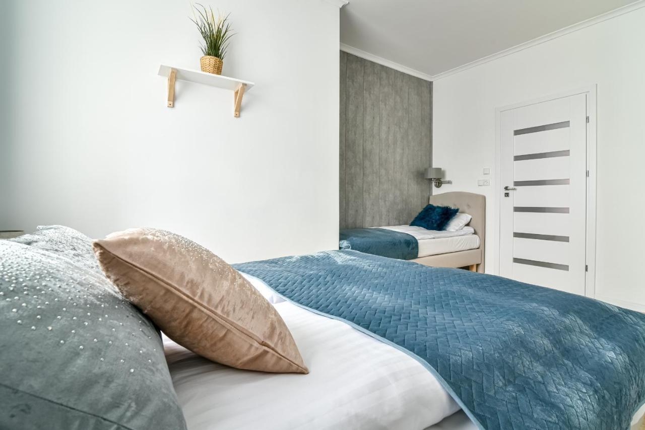 Old Town Ltc - Apartments Starowka Szeroka 格但斯克 外观 照片