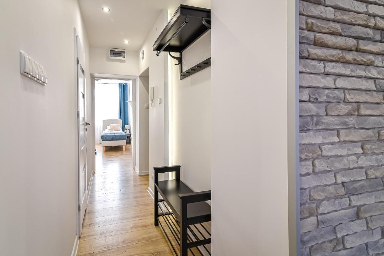 Old Town Ltc - Apartments Starowka Szeroka 格但斯克 外观 照片