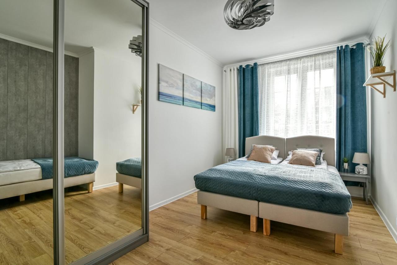 Old Town Ltc - Apartments Starowka Szeroka 格但斯克 外观 照片