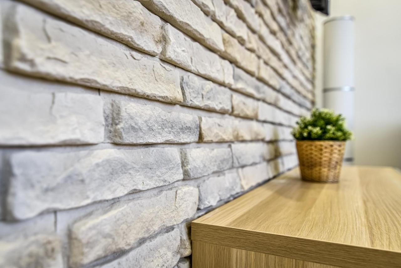 Old Town Ltc - Apartments Starowka Szeroka 格但斯克 外观 照片