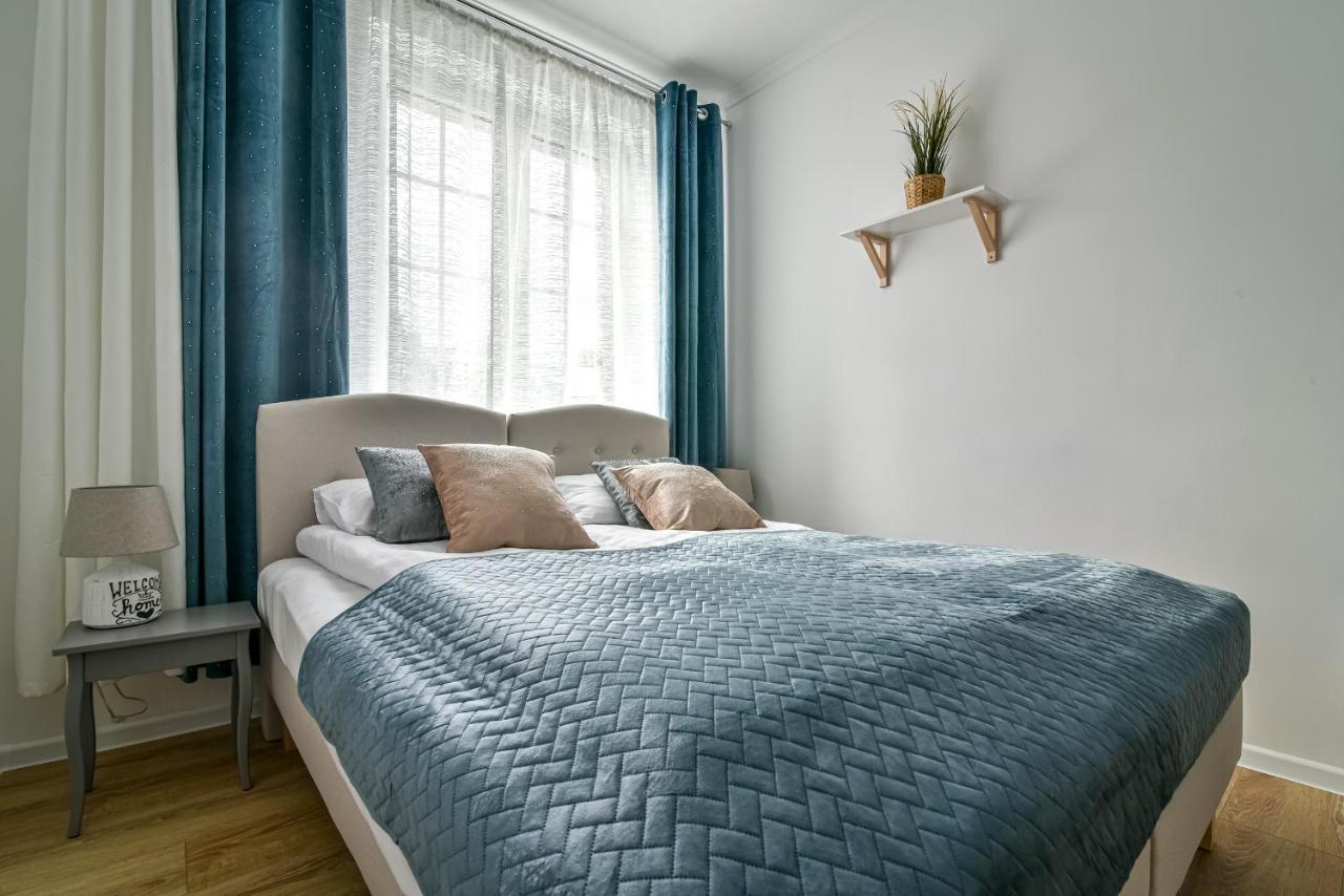 Old Town Ltc - Apartments Starowka Szeroka 格但斯克 外观 照片