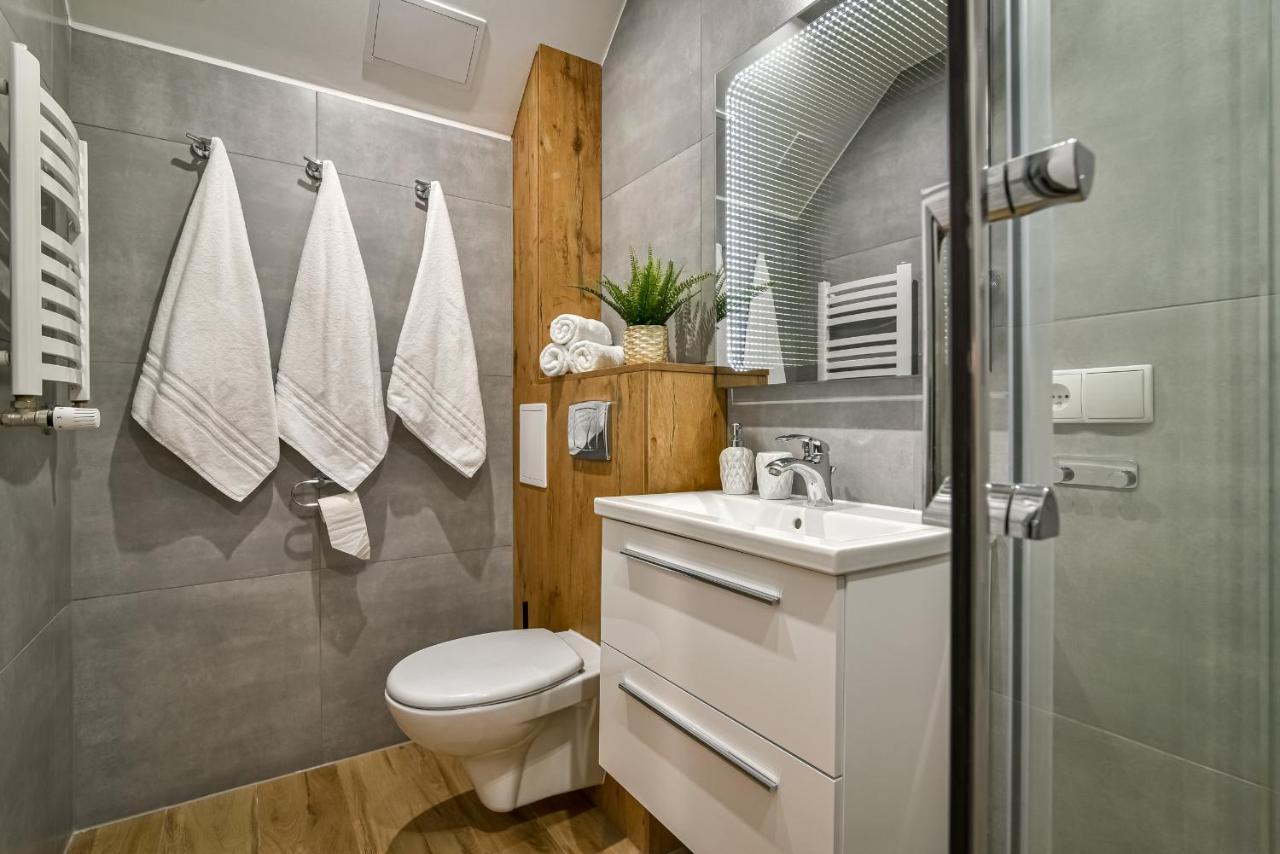 Old Town Ltc - Apartments Starowka Szeroka 格但斯克 外观 照片